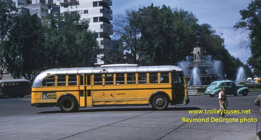 mex_m_mex_westram_3006_avdianalacazadoraavindependencia_19540605_rdg.jpg