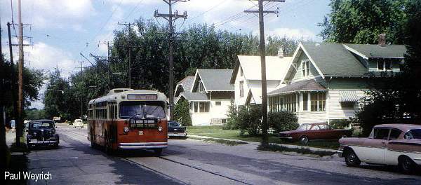 usa_m_mke_mh_04_pw.jpg