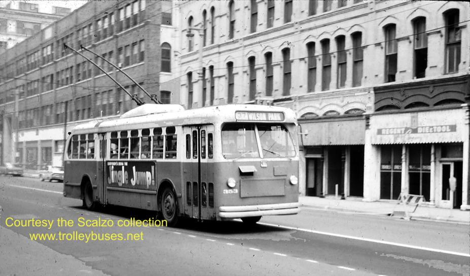 usa_m_mke_ps_353_downtown_1950s_ss.jpg