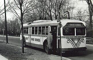 usa_m_mke_twin_01.jpg