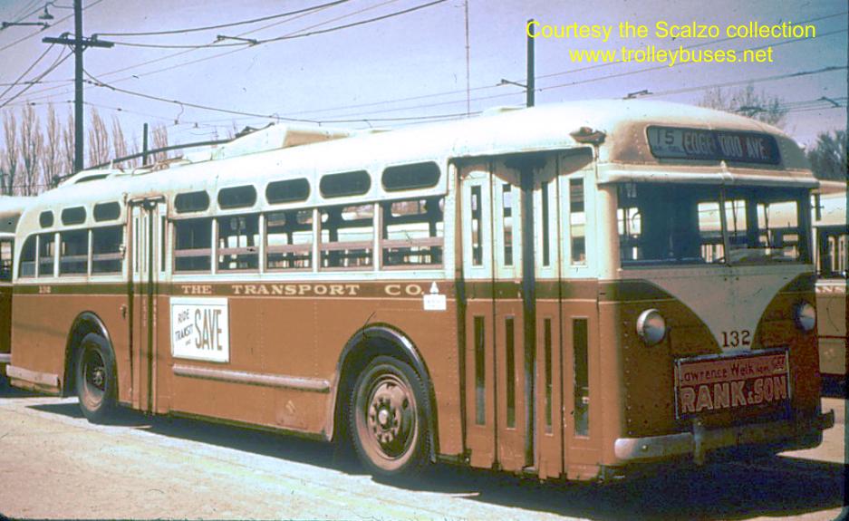 usa_m_mke_yellow_132_ss.jpg