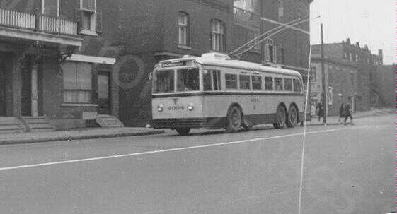 can_m_mtl_engele_4004.jpg