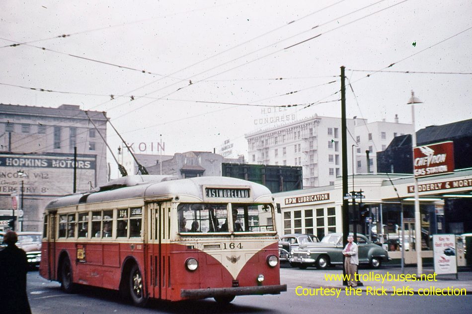 usa_m_pdx_mack_164_eastmoreland4th_19550214_rijel.jpg