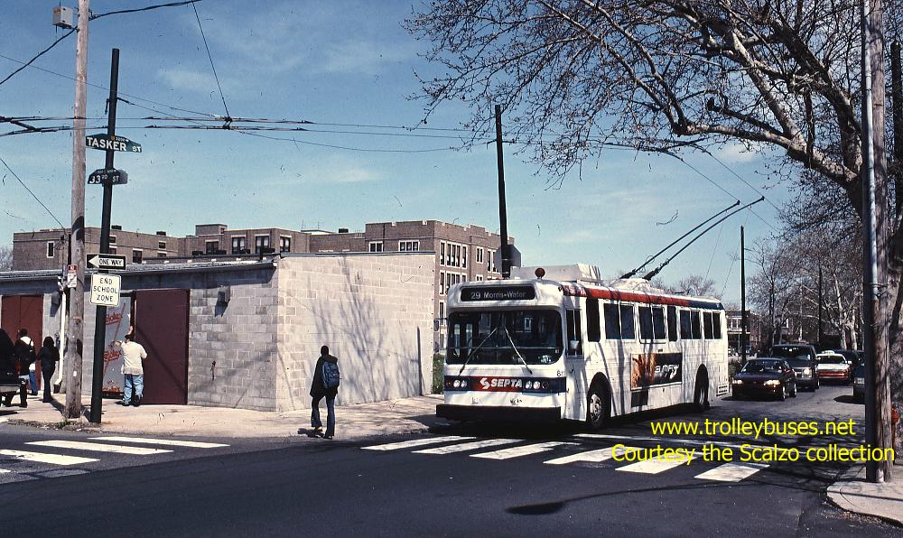 usa_m_phl_amg_823_tasker33rd_20020411_ss.jpg
