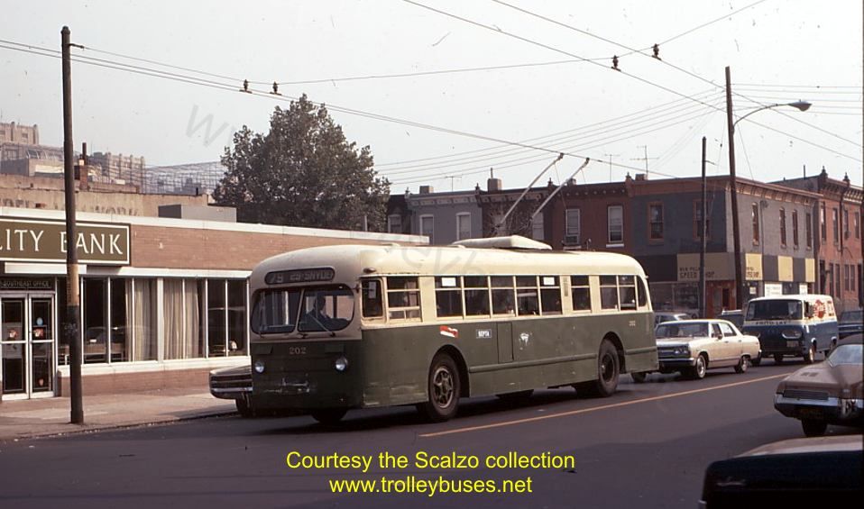 usa_m_phl_brill_202_snyder10th_19711014_ss.jpg