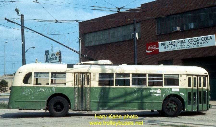 usa_m_phl_brill_210_02_19760717_harvk.jpg
