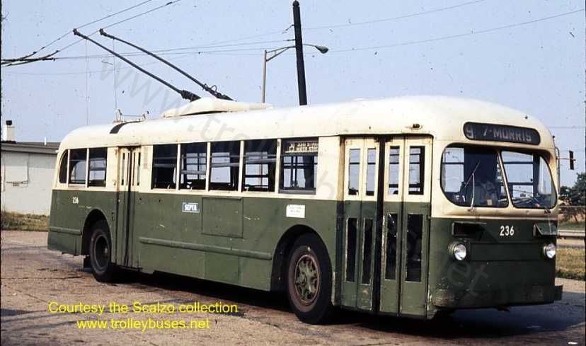 usa_m_phl_brill_236_33rddickinson_19730708_ss.jpg