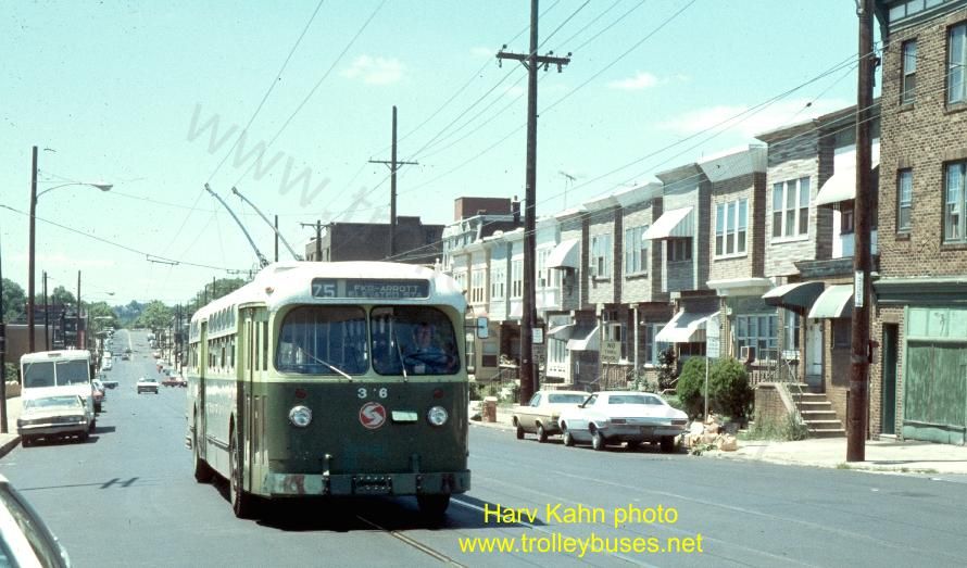 usa_m_phl_mh_306_19760717_harvk.jpg