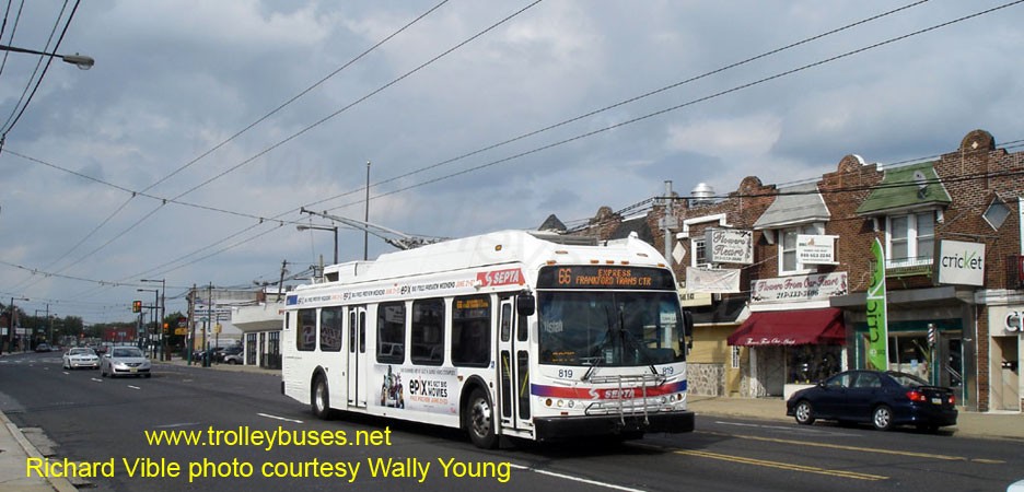 usa_m_phl_newflyer_819_frankfordgreeby_20130611_rvwy.jpg