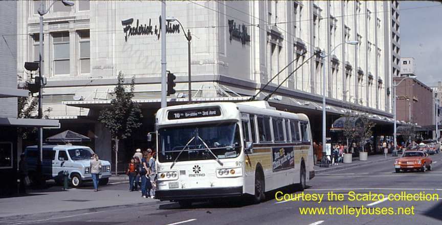 usa_m_sea_amg_971_pine5th_19810904_ss.jpg