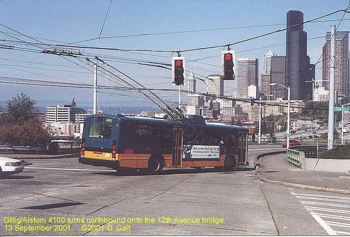 usa_m_sea_gillig_4100_12thstbridge_20010913_dglt.jpg