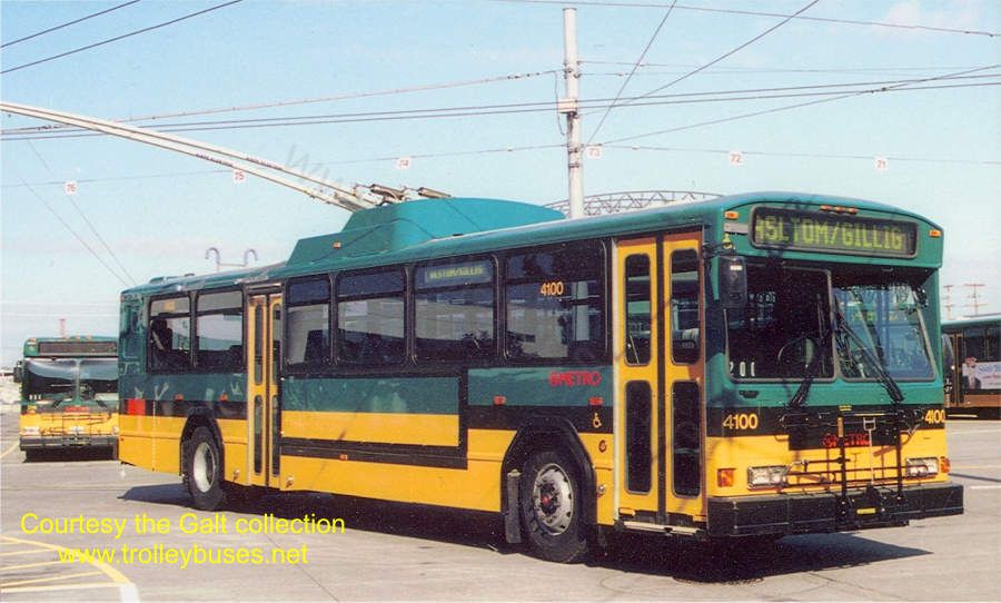 usa_m_sea_gillig_4100_200106_dg.jpg