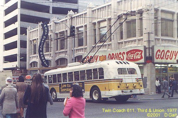 usa_m_sea_twin_611_thirdunion_1977_dglt.jpg