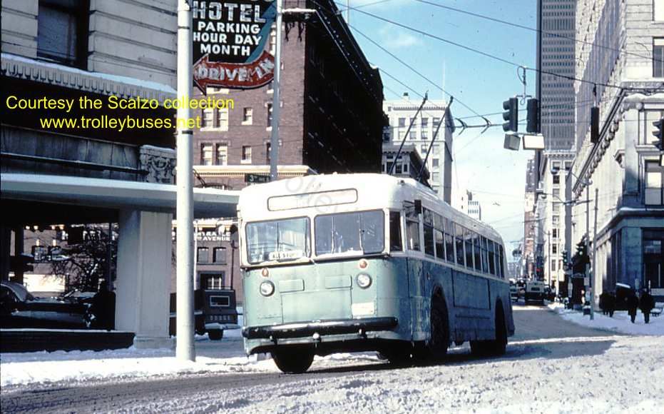 usa_m_sea_twin_614_3rdyesler_1970_ss.jpg
