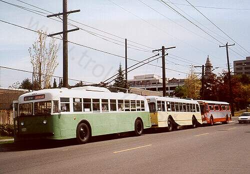 usa_m_sea_twin_643_01_jeffersonpk_20000430_wybv.jpg