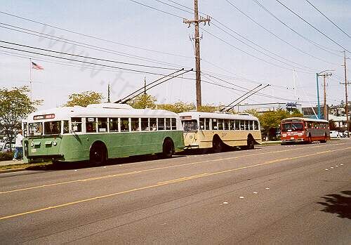 usa_m_sea_twin_643_02_jeffersonpk_20000430_wybv.jpg