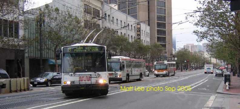 usa_m_sfo_eti_5469_11thmarket_20050912_mlee.jpg