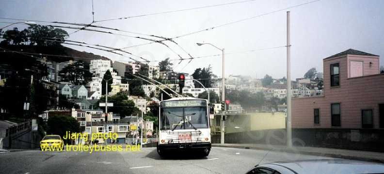 usa_m_sfo_eti_5472_marketclaytonswitchback_02_20040806_zjiang.jpg