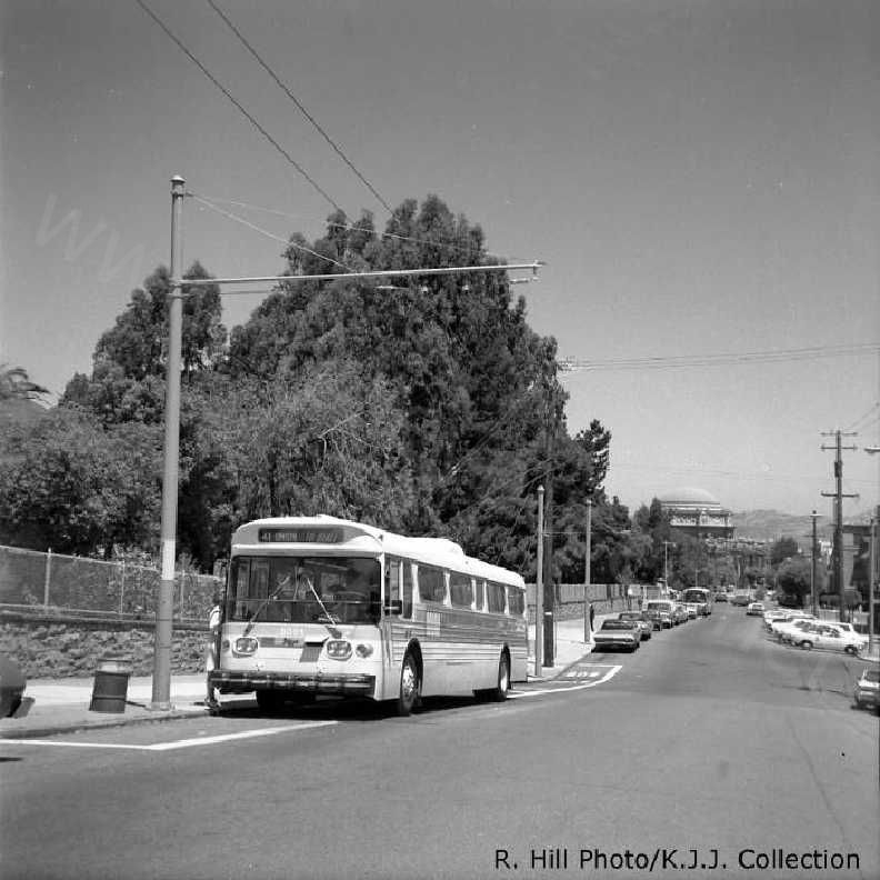 usa_m_sfo_flyer_5001_rt41lyongreenwich_rhkjj.jpg
