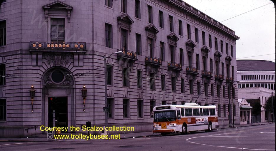 usa_m_sfo_flyer_5022_grovepolk_198211_ss.jpg