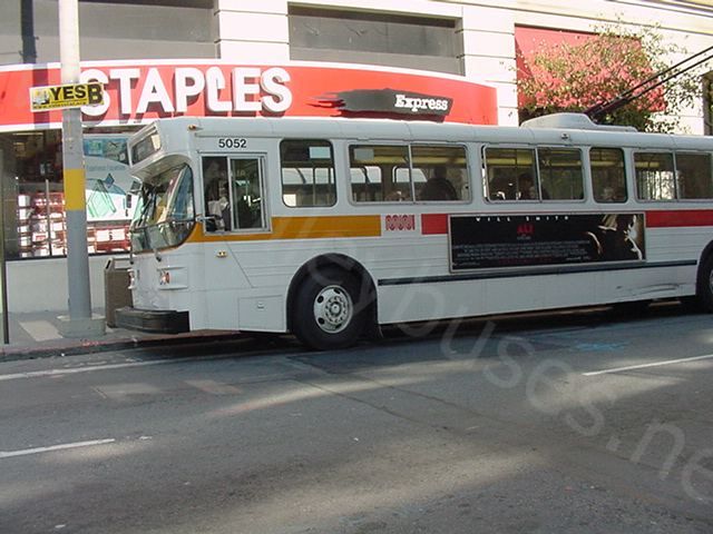 usa_m_sfo_flyer_5052_200111.jpg
