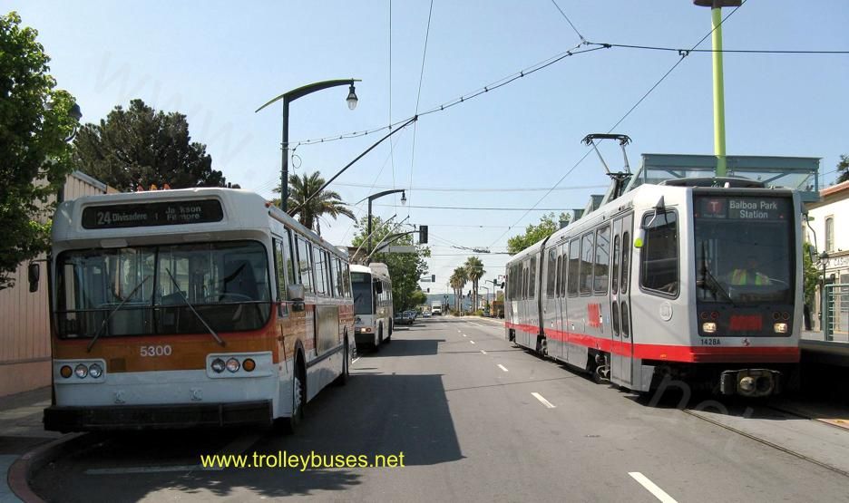 usa_m_sfo_flyer_5300_3rdpalou_mlee.jpg