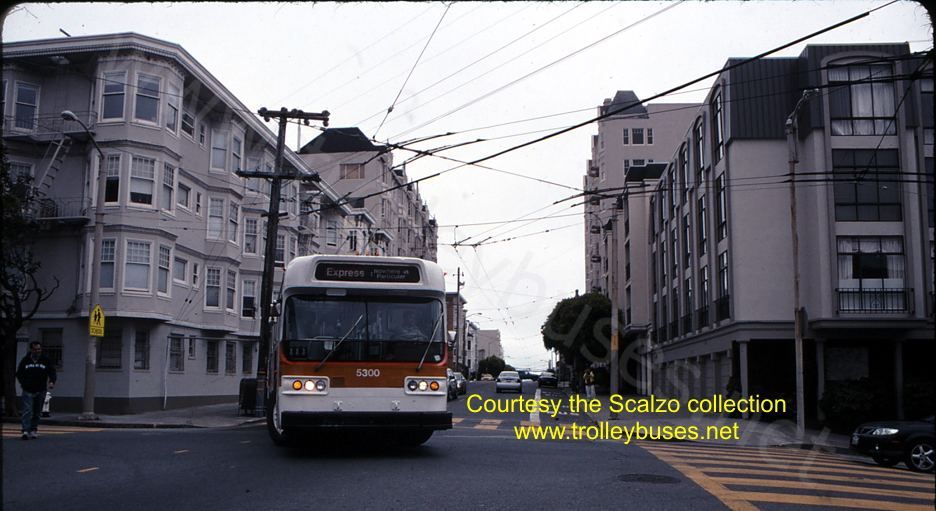 usa_m_sfo_flyer_5300_broadwaysteiner_20060819_ss.jpg
