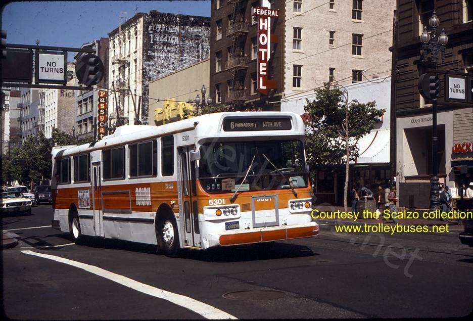 usa_m_sfo_flyer_5301_market7th_198307_ss.jpg
