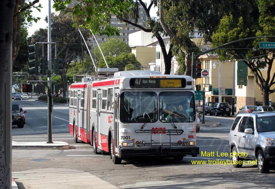 usa_m_sfo_flyer_7001_vannesslombard_20110522_mlee.jpg