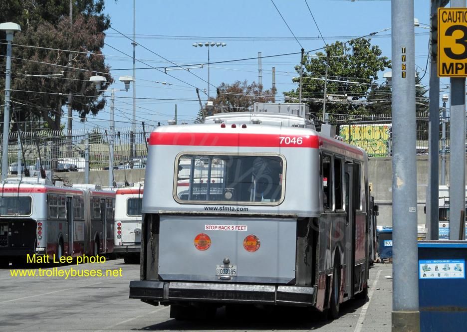 usa_m_sfo_flyer_7046_potreroscrapping_20120518_mlee_01.jpg