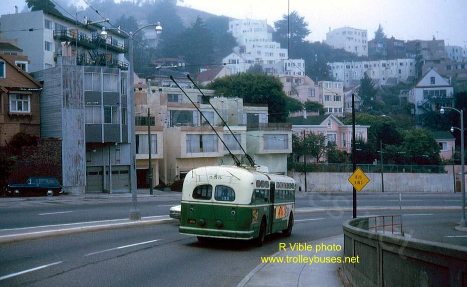 usa_m_sfo_mh_555_marketeagle_rv.jpg