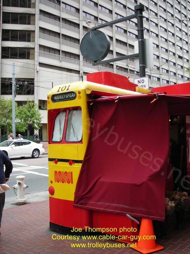 usa_m_sfo_misc_trolleybusflowerstand_marketspear_03_jtccg.jpg