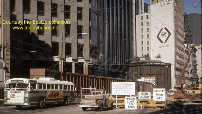 usa_m_sfo_twin_585_marketkearny_19681023_ss.jpg
