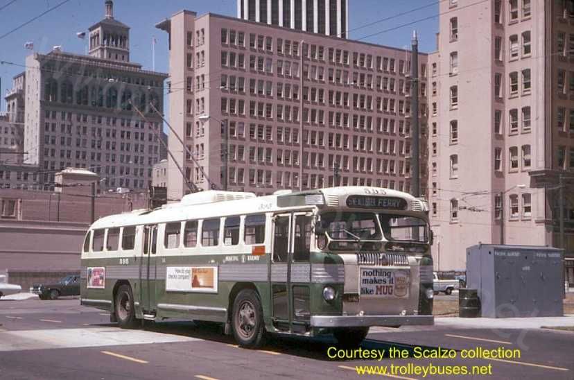 usa_m_sfo_twin_595_ferryloop_19690625_ss.jpg
