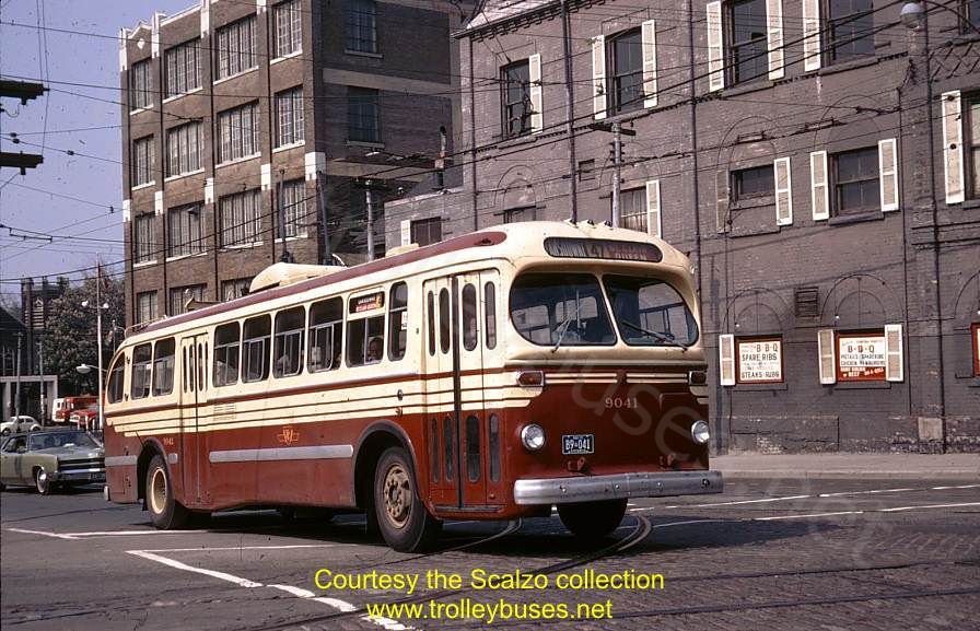 can_m_tor_brill_9041_rt47lansdownedundas_19690601_ss.jpg