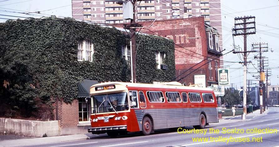 can_m_tor_flyer_9218_davenportbedford_19710906_ss.jpg