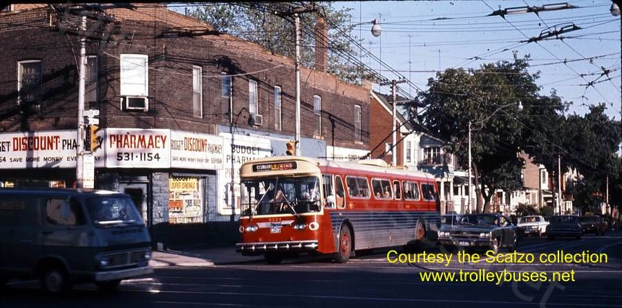 can_m_tor_flyer_9224_ossingtoncollege_1971_ss.jpg