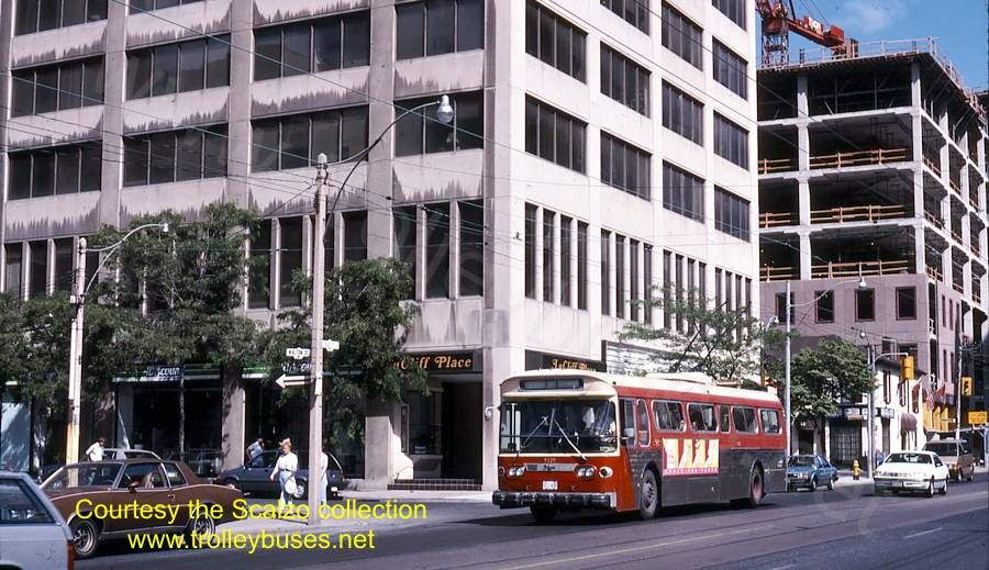 can_m_tor_flyer_9225_baywalton_19880701_ss.jpg