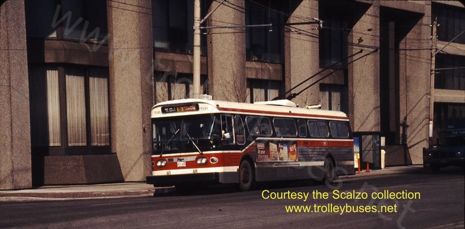 can_m_tor_flyer_9245_queensquayyonge_19860303_ss.jpg