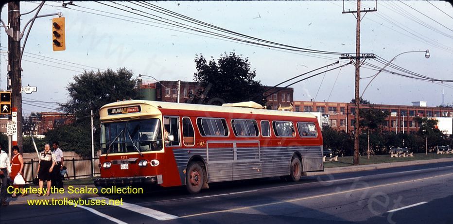can_m_tor_flyer_9273_dundasdupontnb_198009_ss.jpg
