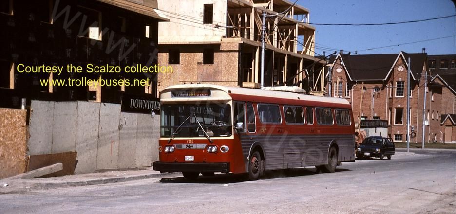 can_m_tor_flyer_9282_crawfordadelaide_19880410_ss.jpg