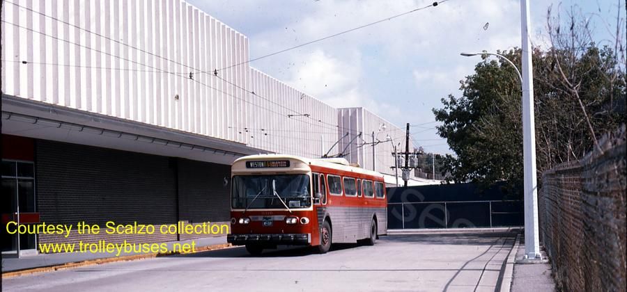 can_m_tor_flyer_9316_stclairstation_197509_ss.jpg