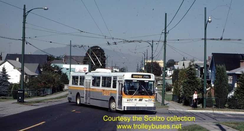 can_m_van_flyer_2605_197610_ss.jpg