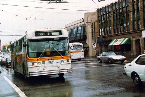 can_m_van_flyer_2624.jpg