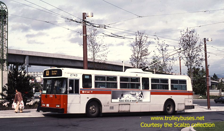 can_m_van_flyer_2743_metrotown_19860505_ss.jpg