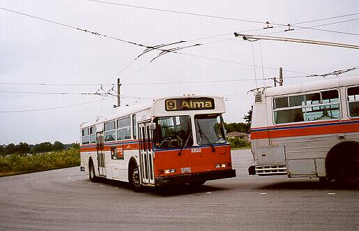 can_m_van_flyer_2822_01_jun2000_wy.jpg