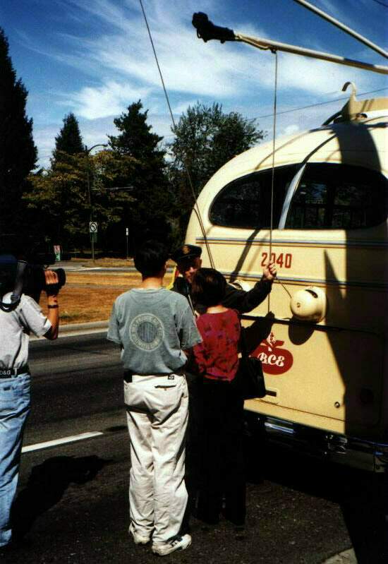 can_m_van_ftbrill_2040_04_aug98_kb.jpg