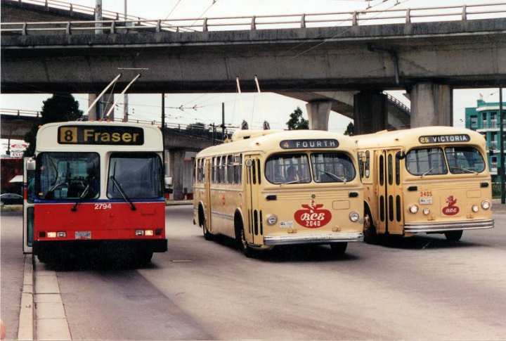 can_m_van_ftbrill_2040_3405.jpg