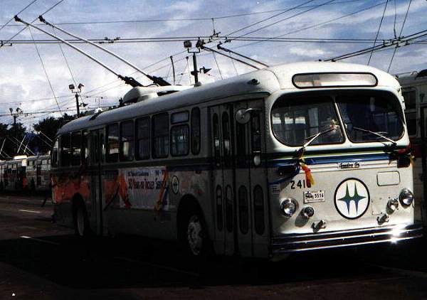 can_m_van_ftbrill_2416_05_aug98_kb.jpg