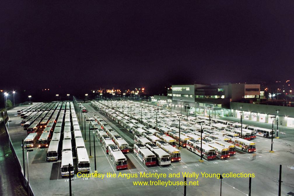 can_m_van_misc_vancouvertransitcentre_amwy.jpg